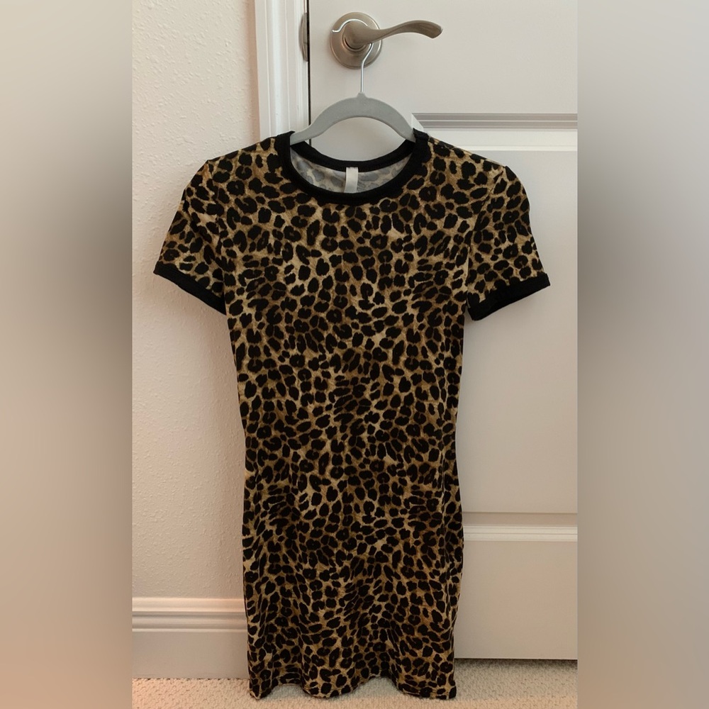 Forever 21 | Leopard print | T-shirt dress